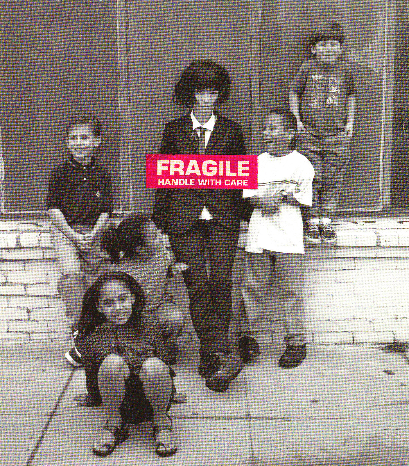 aict1220_fragile.jpg
